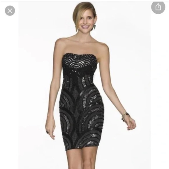 NWOT SCALA Hand Beaded Strapless Dress (Size 8, Fits smaller, P2P 17 inches) - Picture 4 of 15